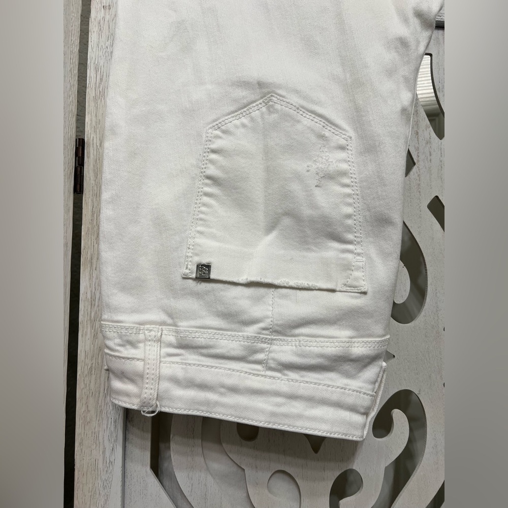 Bebe Heartbreaker Skinny White Distressed Ripped Jeans